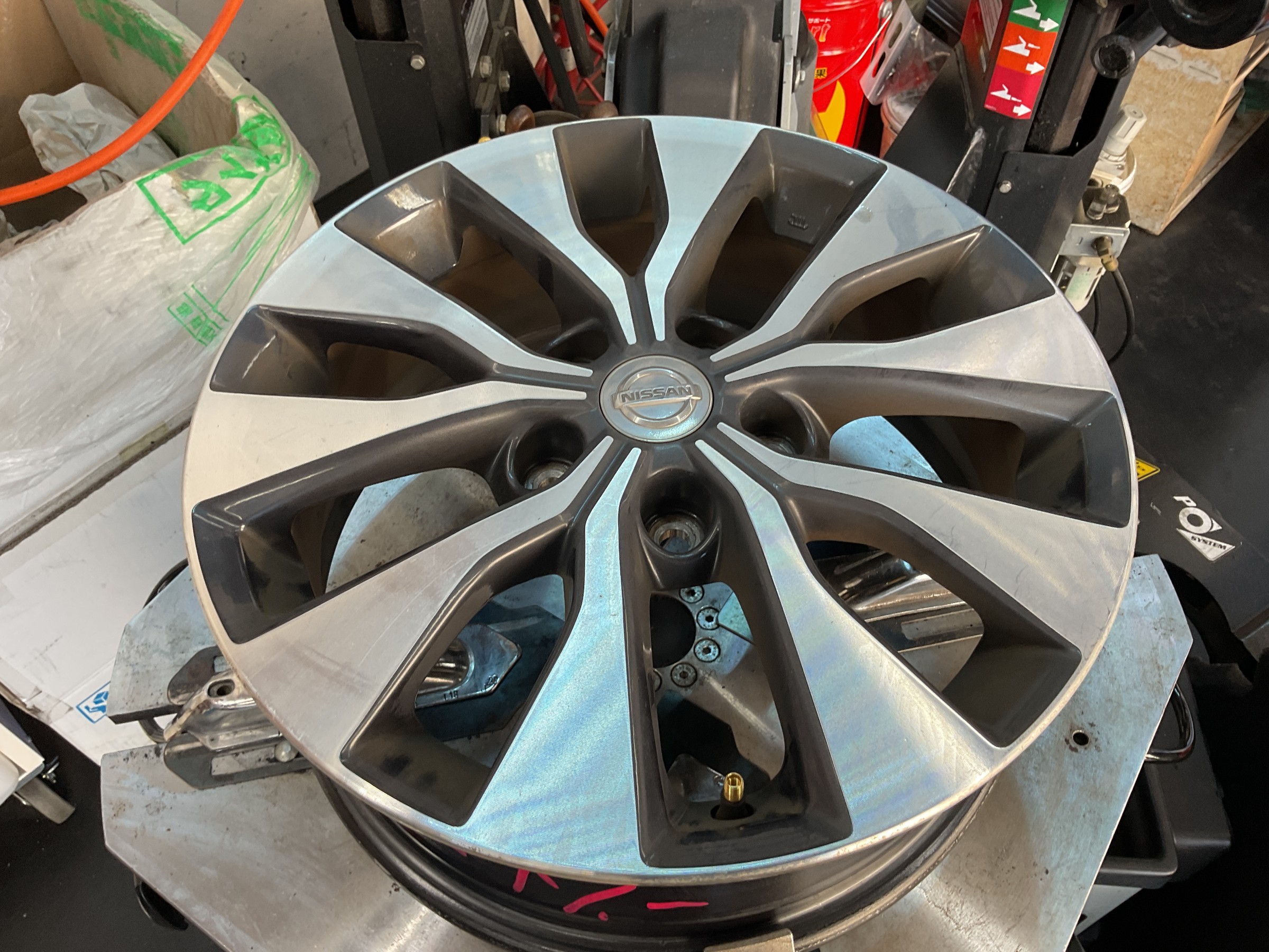 タイヤ交換　タイヤ館三原