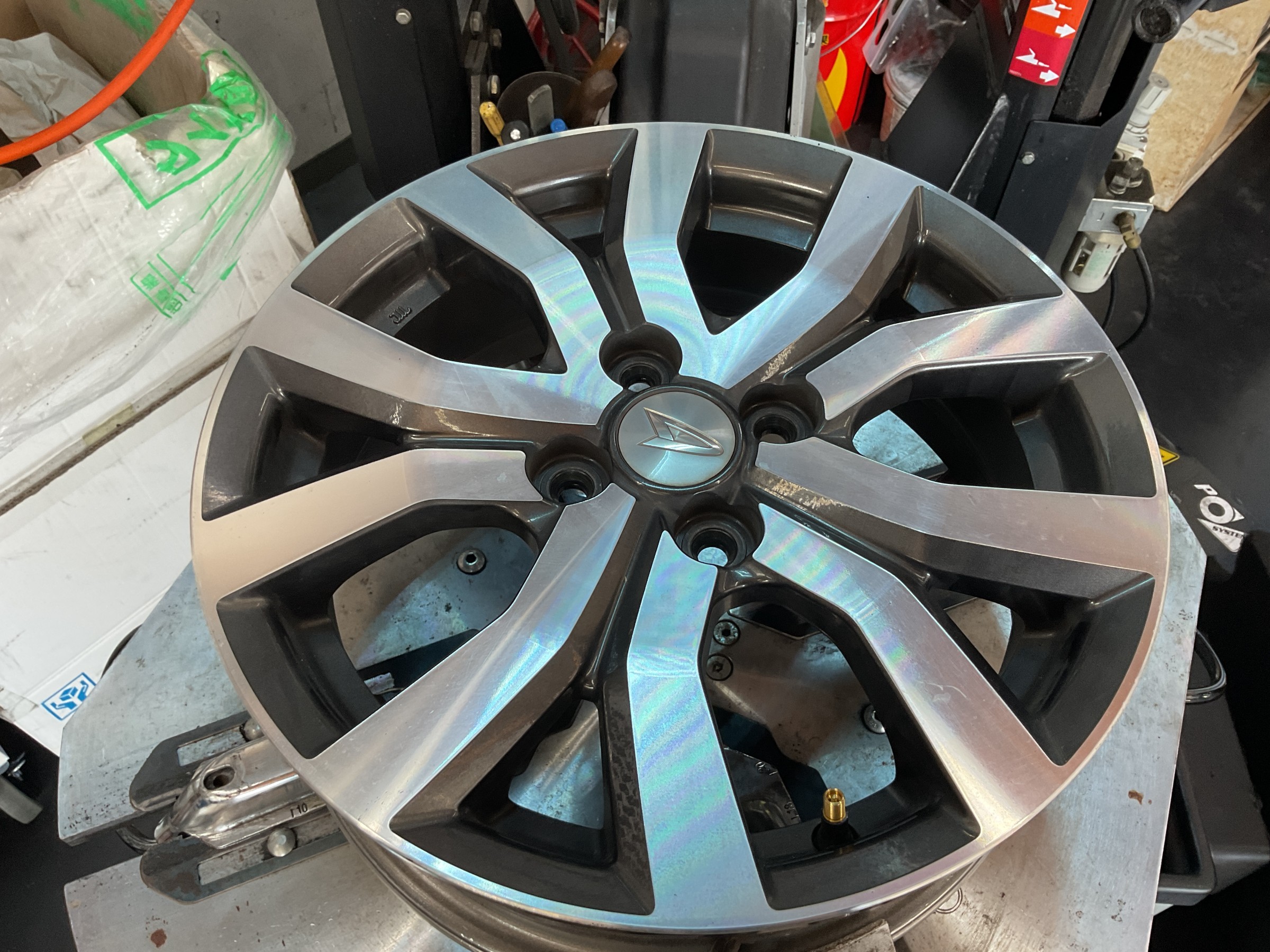 タイヤ館三原　タイヤ交換