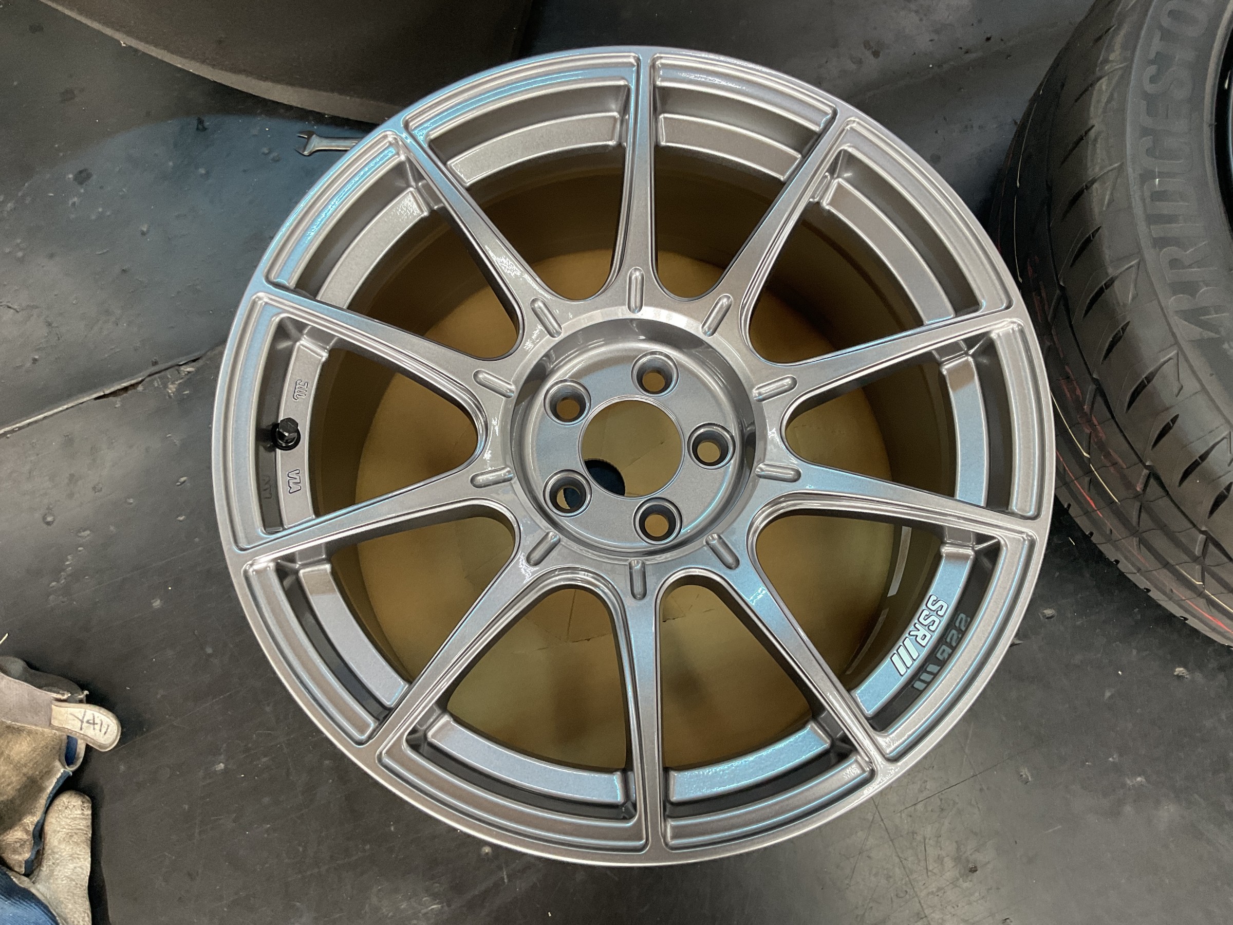 タイヤ交換　タイヤ館三原