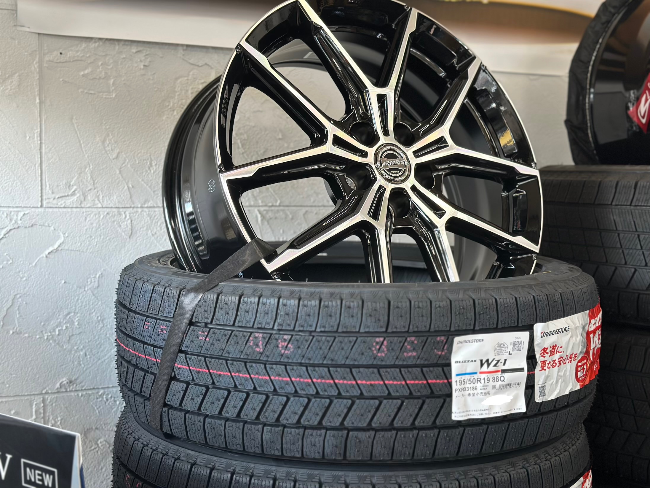 60系 プリウス用 スタッドレスタイヤあります!! | 店舗おススメ情報