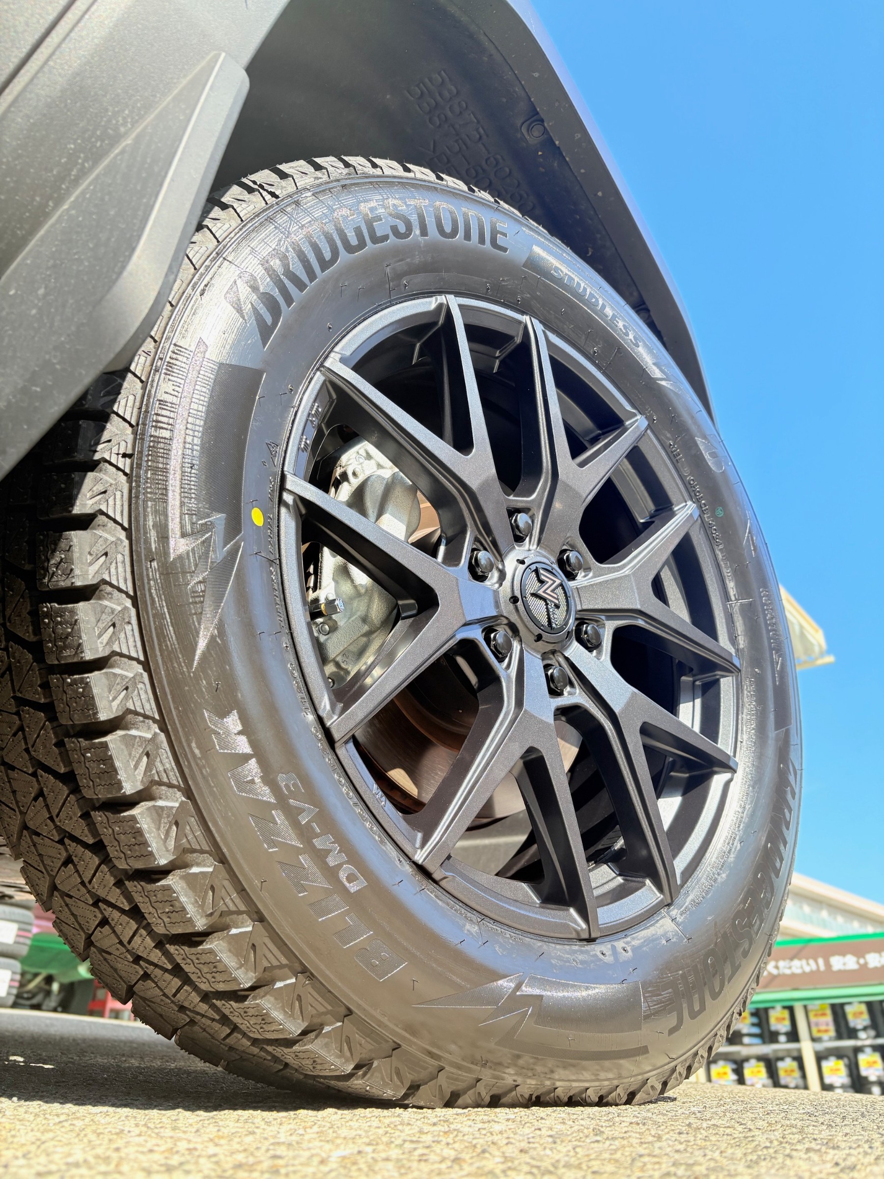 ランドクルーザー 250 DM-V3 スタッドレス＋ホイールセット | 店舗お