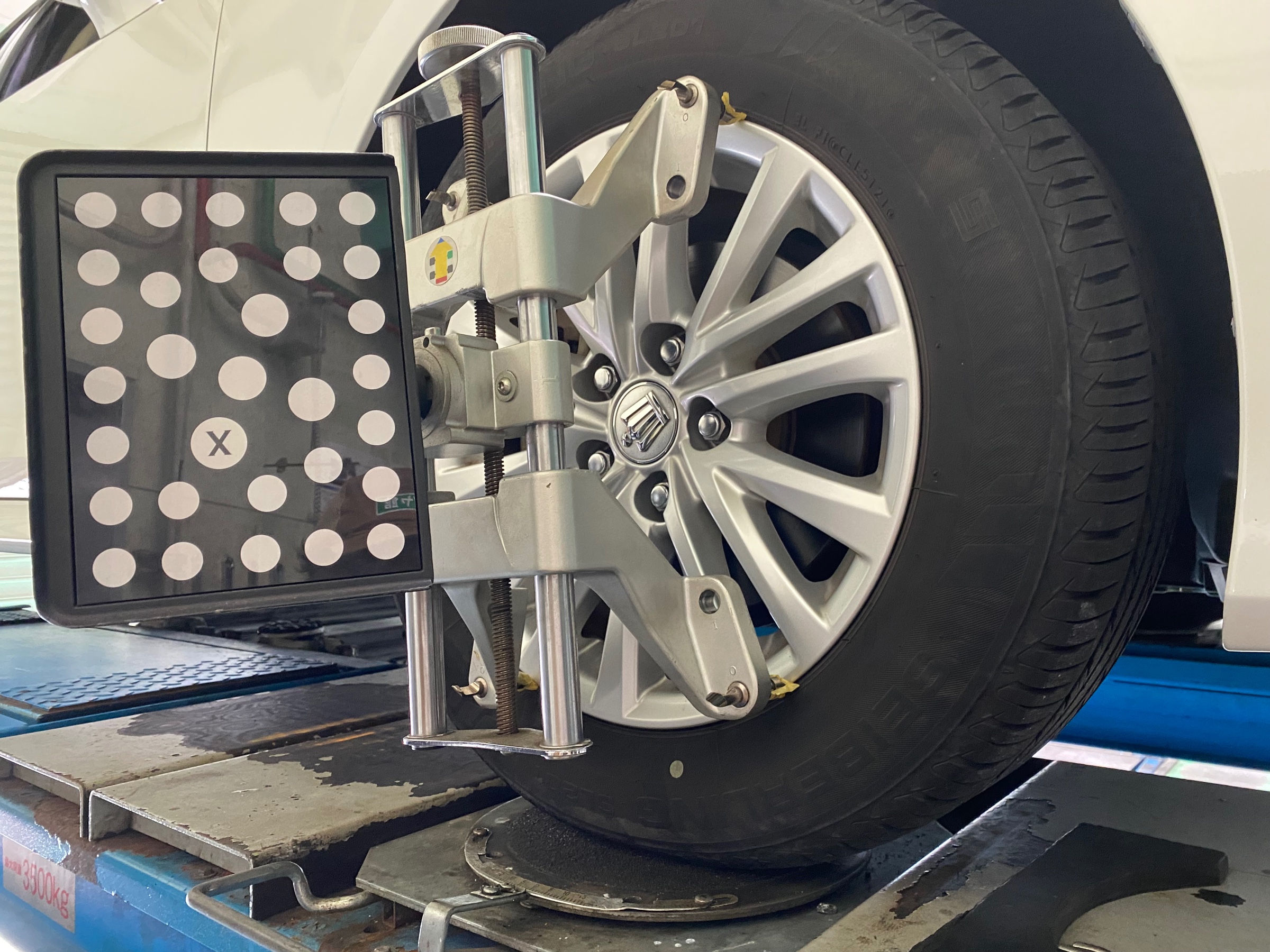 　　ブリヂストン　タイヤ館下松　タイヤ交換　アルミホイール　オイル交換　バッテリー交換　ワイパー交換　エアコンフィルター交換　アライメント調整　国産車　輸入車　下松市　周南市　徳山　柳井　熊毛　光　玖珂　周東　　