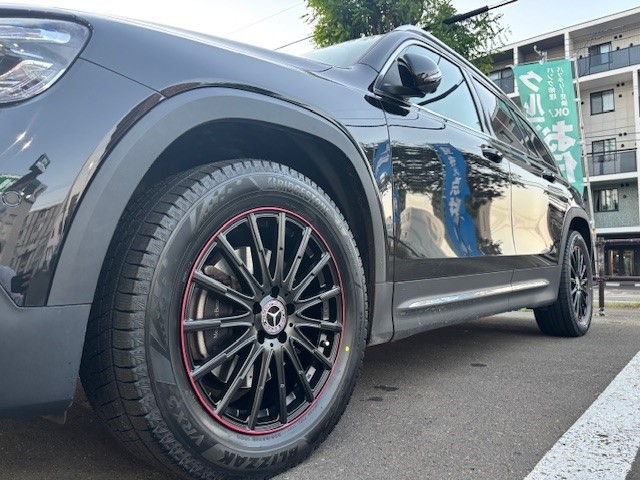 メルセデスベンツ GLB 18インチ　冬タイヤ