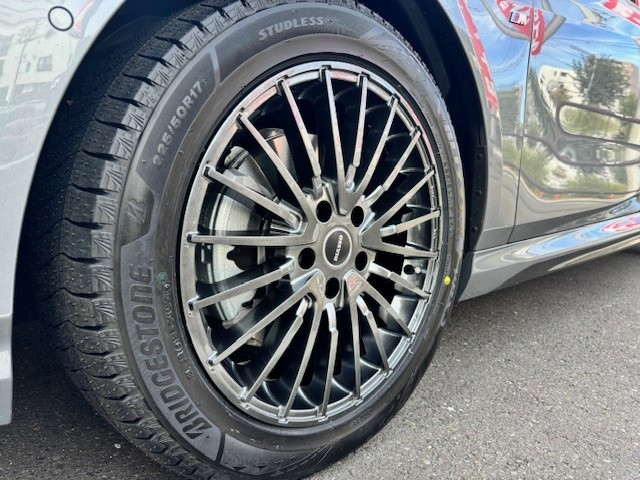 BMW　120　17インチ　冬タイヤ