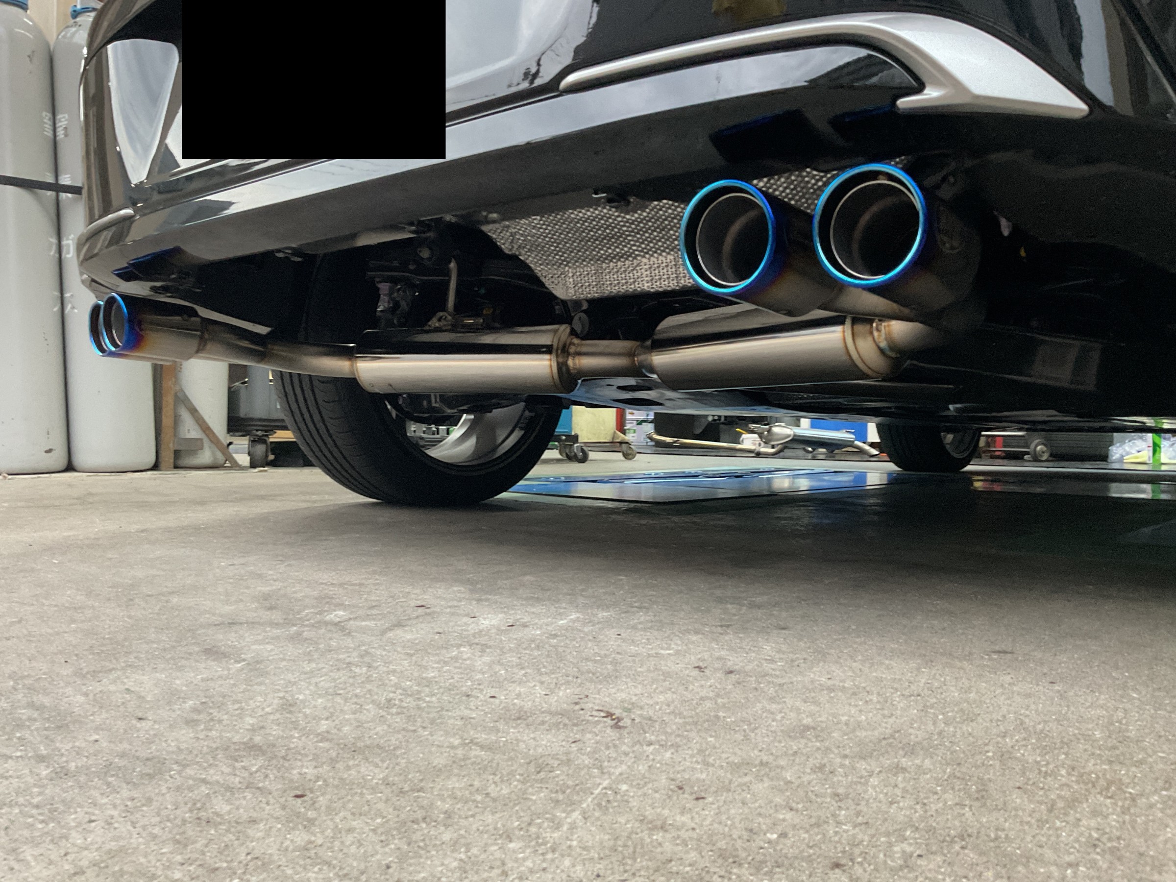 タイヤ交換　タイヤ館三原