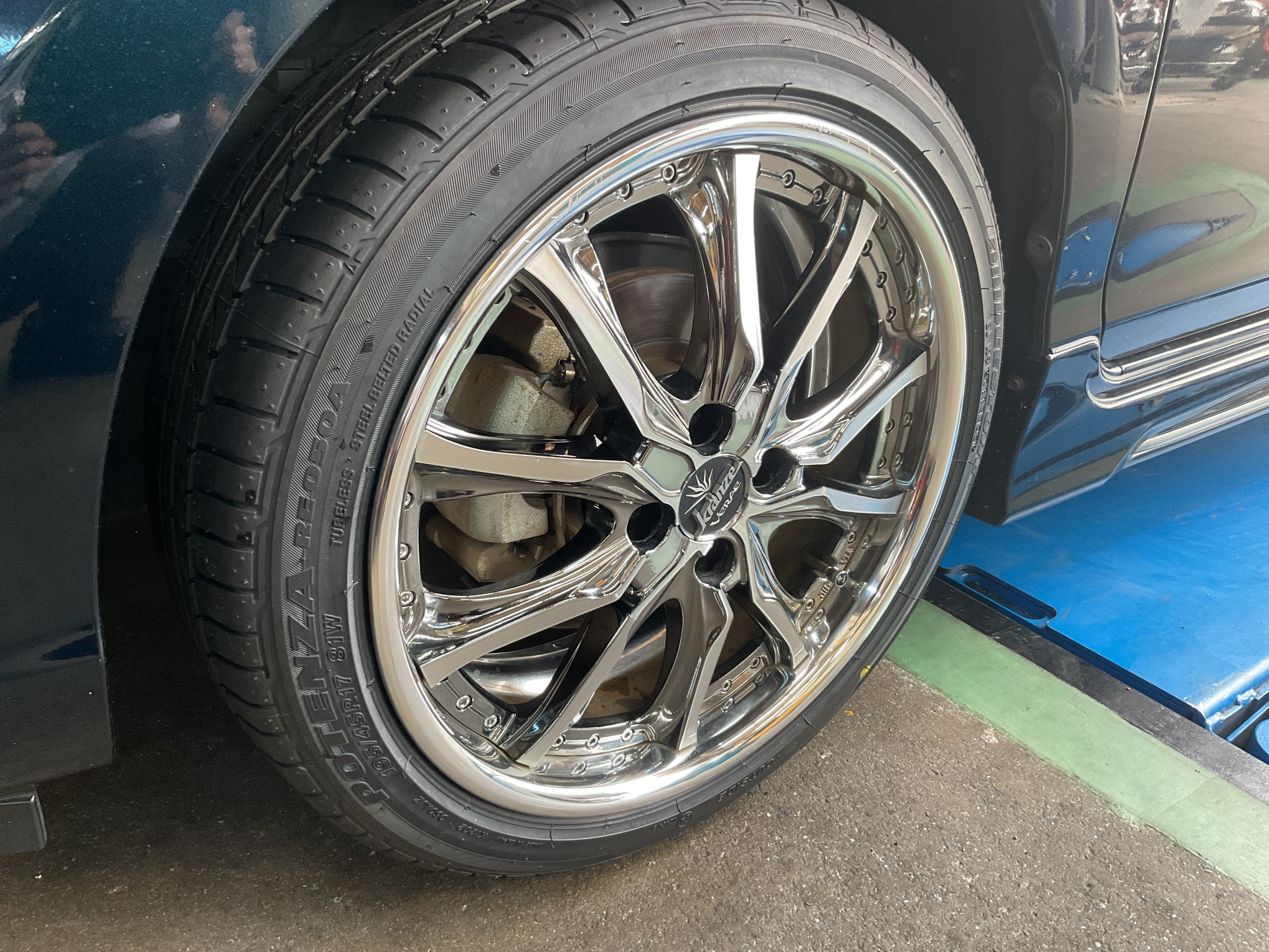 タイヤ館三原　タイヤ交換