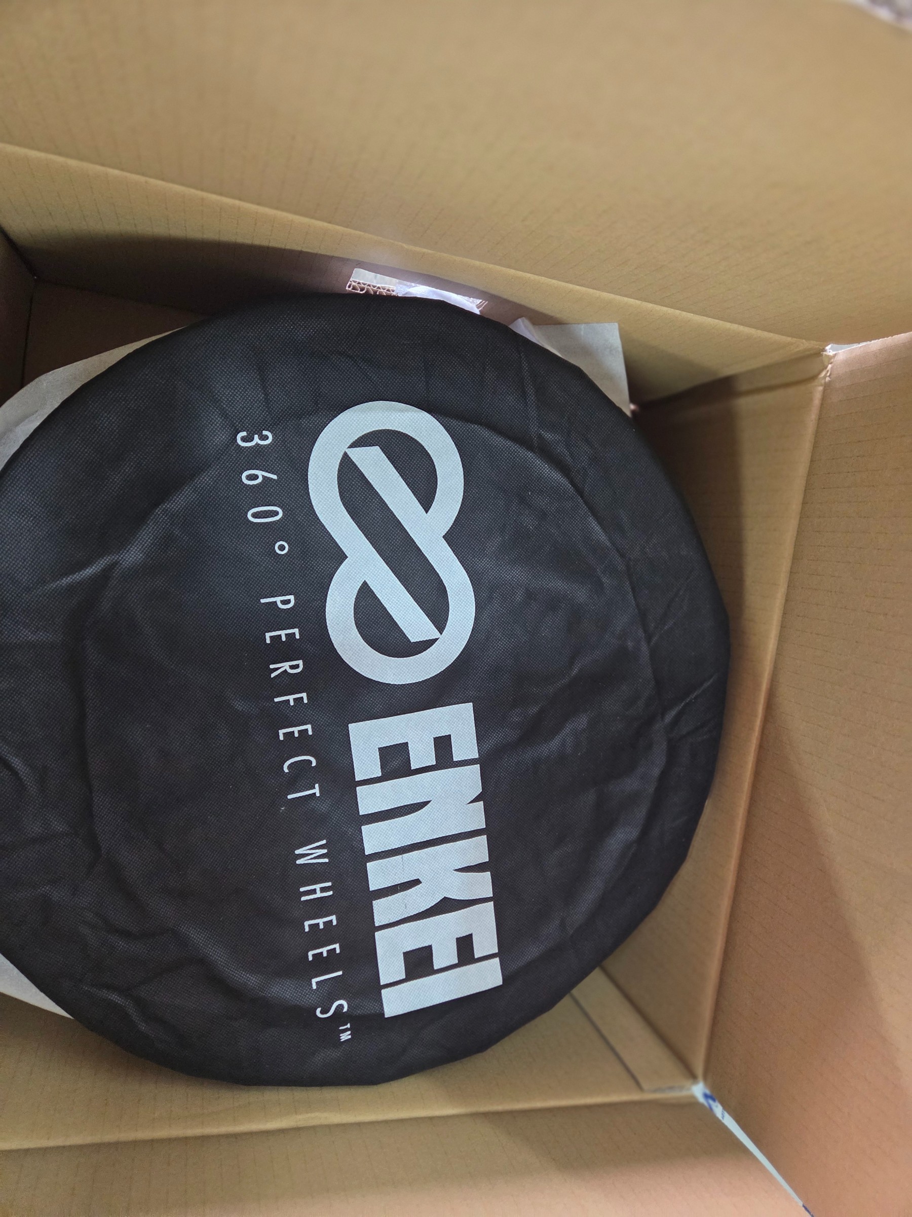 エンケイ　ホイール