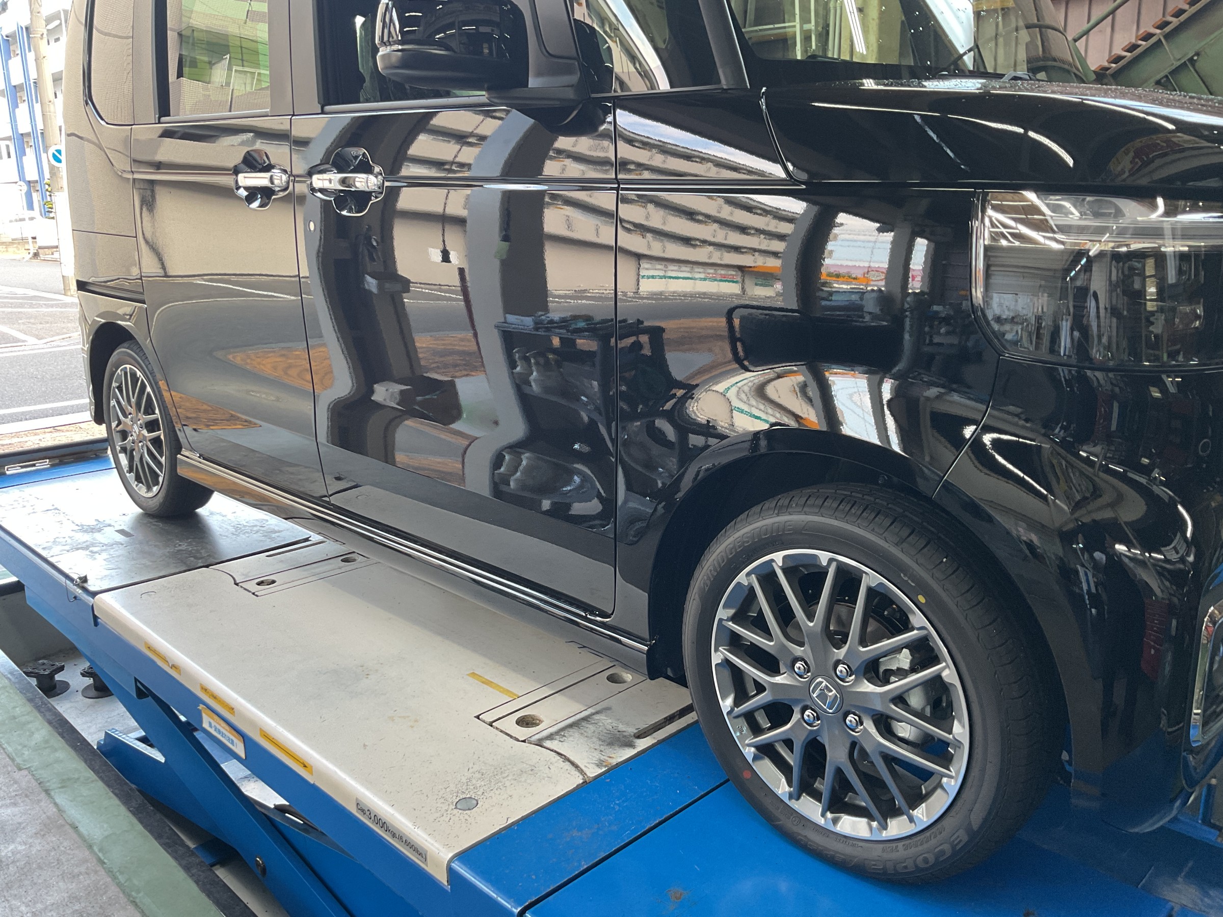 タイヤ交換　タイヤ館三原