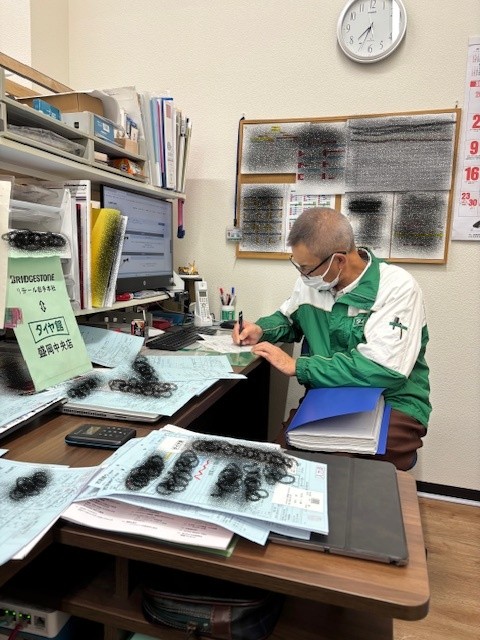 スタッフ撮影です。社内情報ありましたので、ペイントで塗りました。