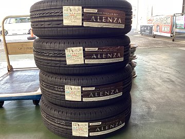 エクストレイル（T32) タイヤ交換 225/60R18 ALENZA LX100 | 店舗お