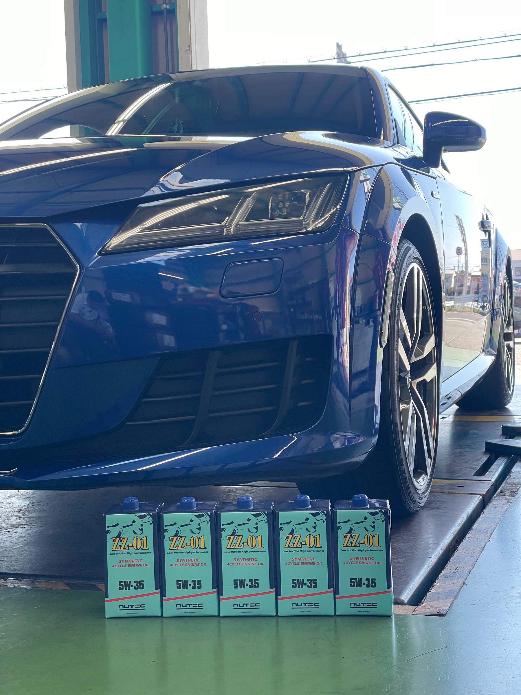 タイヤ館土山 Audi TT 8S　エンジンオイル交換
