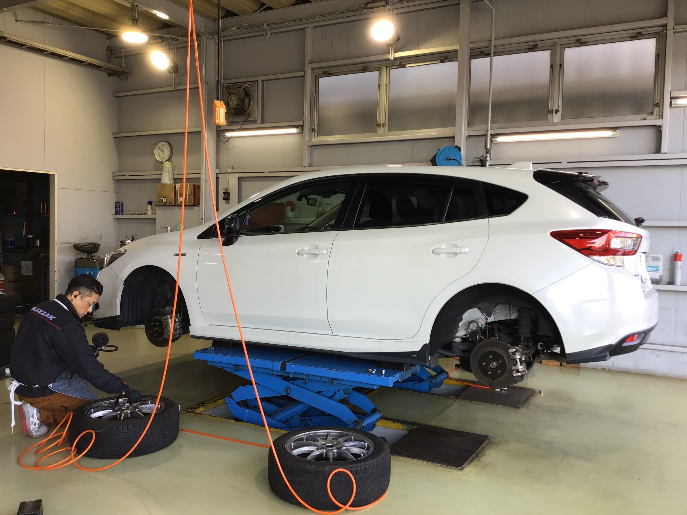 脱着作業中の画像