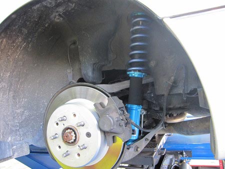 アリストに車高調 取り付け トヨタ アリスト ホイール タイヤ ホイール関連 タイヤ ホイール交換 サービス事例 タイヤ館 奈良 奈良県のタイヤ カー用品ショップ タイヤからはじまる トータルカーメンテナンス タイヤ館グループ