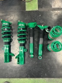 TEIN FLEX-Z 装着作業 / RC4 オデッセイ | 店舗おススメ情報 | タイヤ