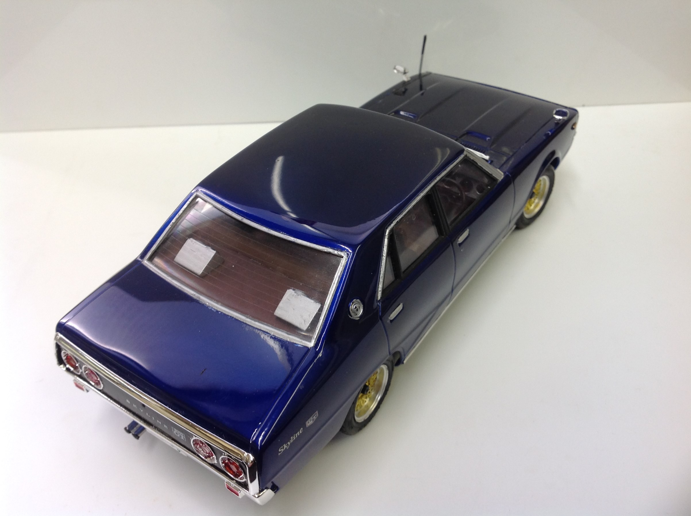 旧車プラモデル完成品アオシマヨンメリパープル セダンモデル メッキホイール 旧車プラモデル完成品アオシマヨンメリパープル セダンモデル