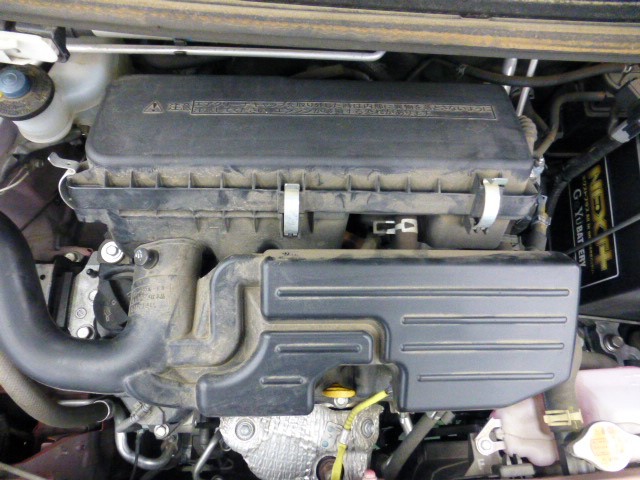 ダイハツ LA300S ミラ】エアフィルター交換を行いました