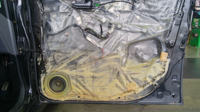 ダイハツ L150系 ムーヴ スピーカー取付 ケーブル引き直し ダイハツ ムーヴ Av ナビ機器 カー用品取付 Av商品取付 サービス事例 タイヤ館 福井文京 福井県のタイヤからはじまる トータルカーメンテナンス タイヤ館グループ