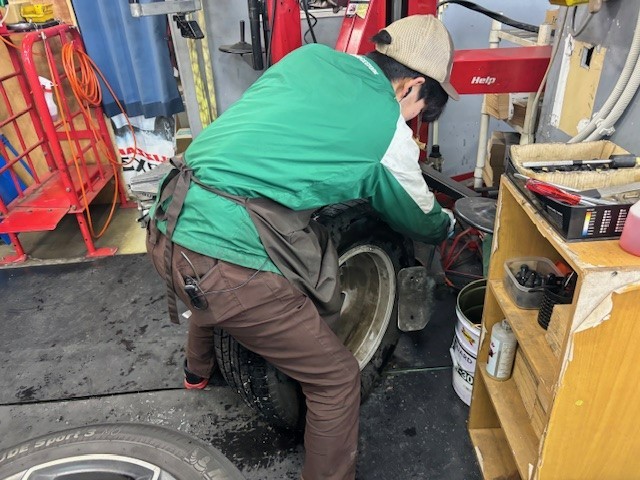 タイヤ　滑る　安い　中央区　札幌　桑園