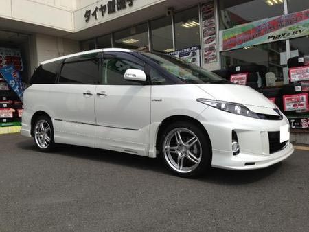 エスティマハイブリッドをインチアップ トヨタ エスティマ ホイール サービス事例 タイヤ館 磯子 神奈川県のタイヤ カー用品ショップ タイヤからはじまる トータルカーメンテナンス タイヤ館グループ