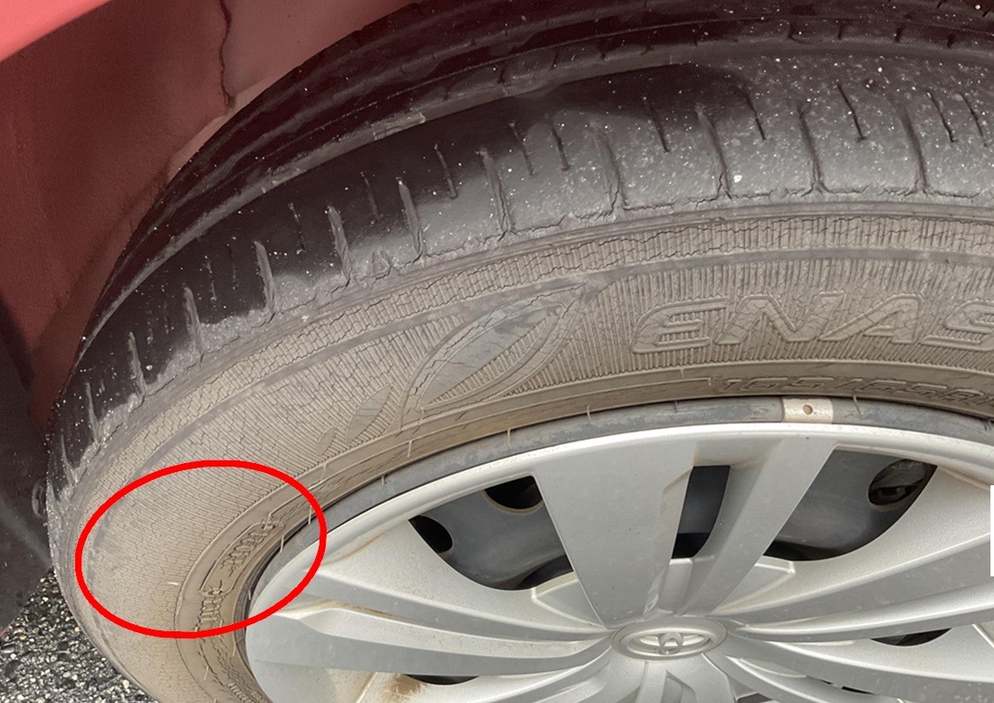 タイヤ交換　タイヤ館三原