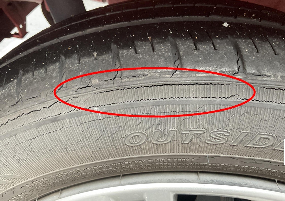 タイヤ交換　タイヤ館三原