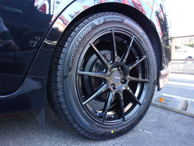 ☆ノートオーラ(E13)☆スタッドレスタイヤホイールSET☆スタッドレスも