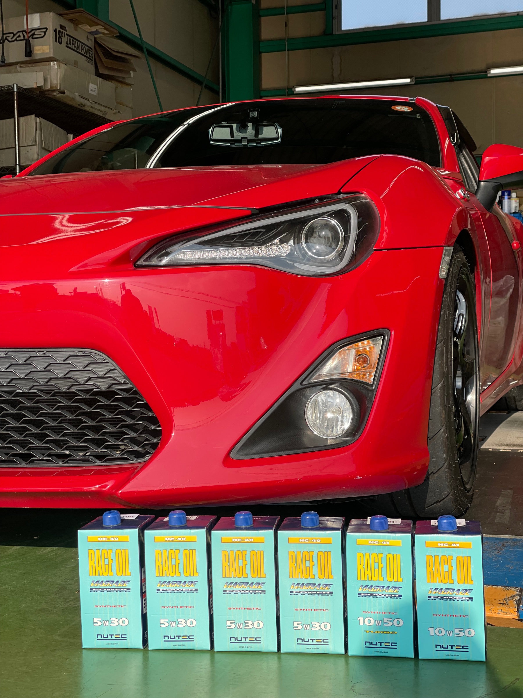 タイヤ館土山　トヨタ 86 ZN6　エンジンオイル交換