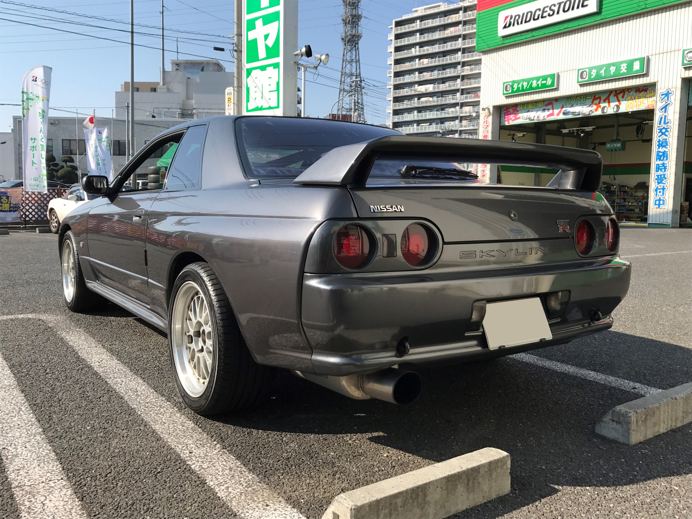 名車＆名機 BNR32 スカイラインGT-R＆RB26DETT | 日産 スカイラインGT-R | サービス事例 | タイヤ館 122鳩ヶ谷