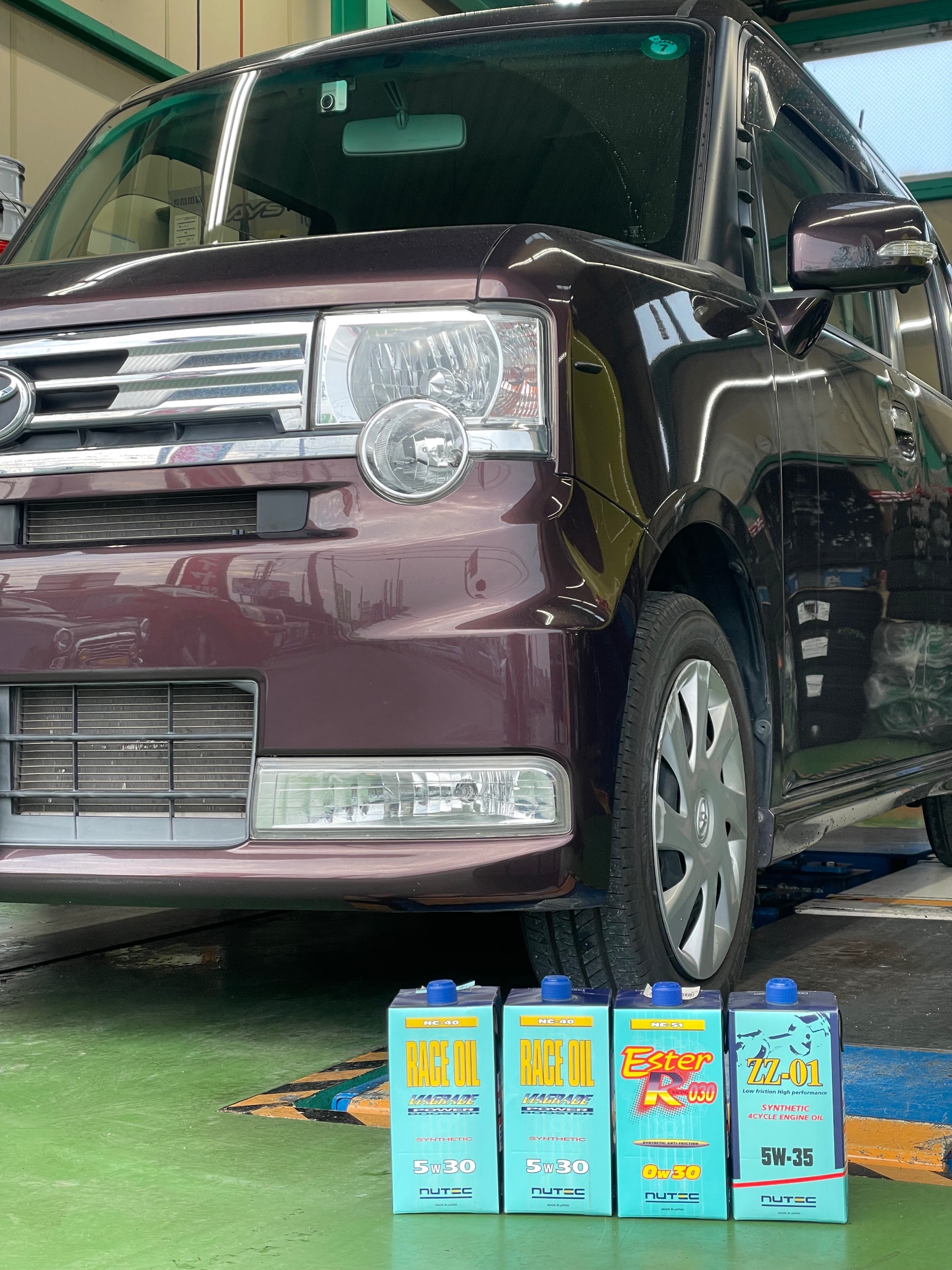 タイヤ館土山　トヨタ ピクシス スペース L575A　エンジンオイル交換