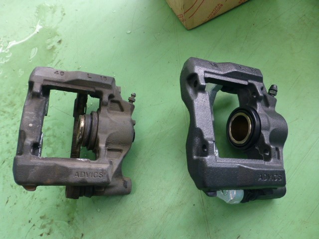 トヨタ ＧＲＳ200 クラウン】ブレーキキャリパー交換を行いました。 | サービス事例 | タイヤ館 阿見 | 茨城県のタイヤ、カー用品ショップ  タイヤからはじまる、トータルカーメンテナンス タイヤ館グループ