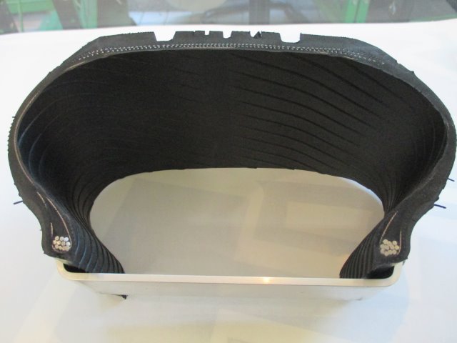 タイヤの内部構造のお話 スタッフ日記 タイヤ館 こしがや タイヤからはじまる トータルカーメンテナンス タイヤ館グループ