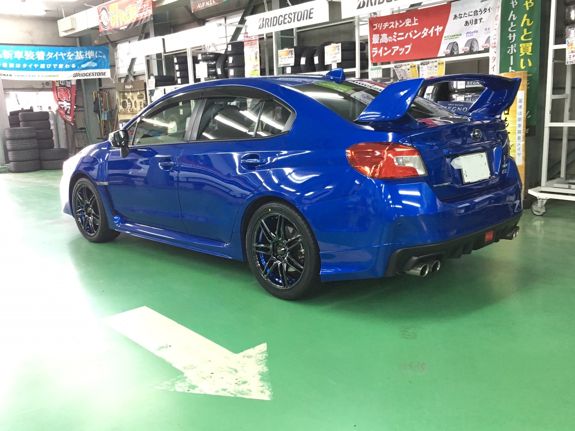WRXにセットお取り付け！ | スバル WRX S4 タイヤ タイヤ・ホイール