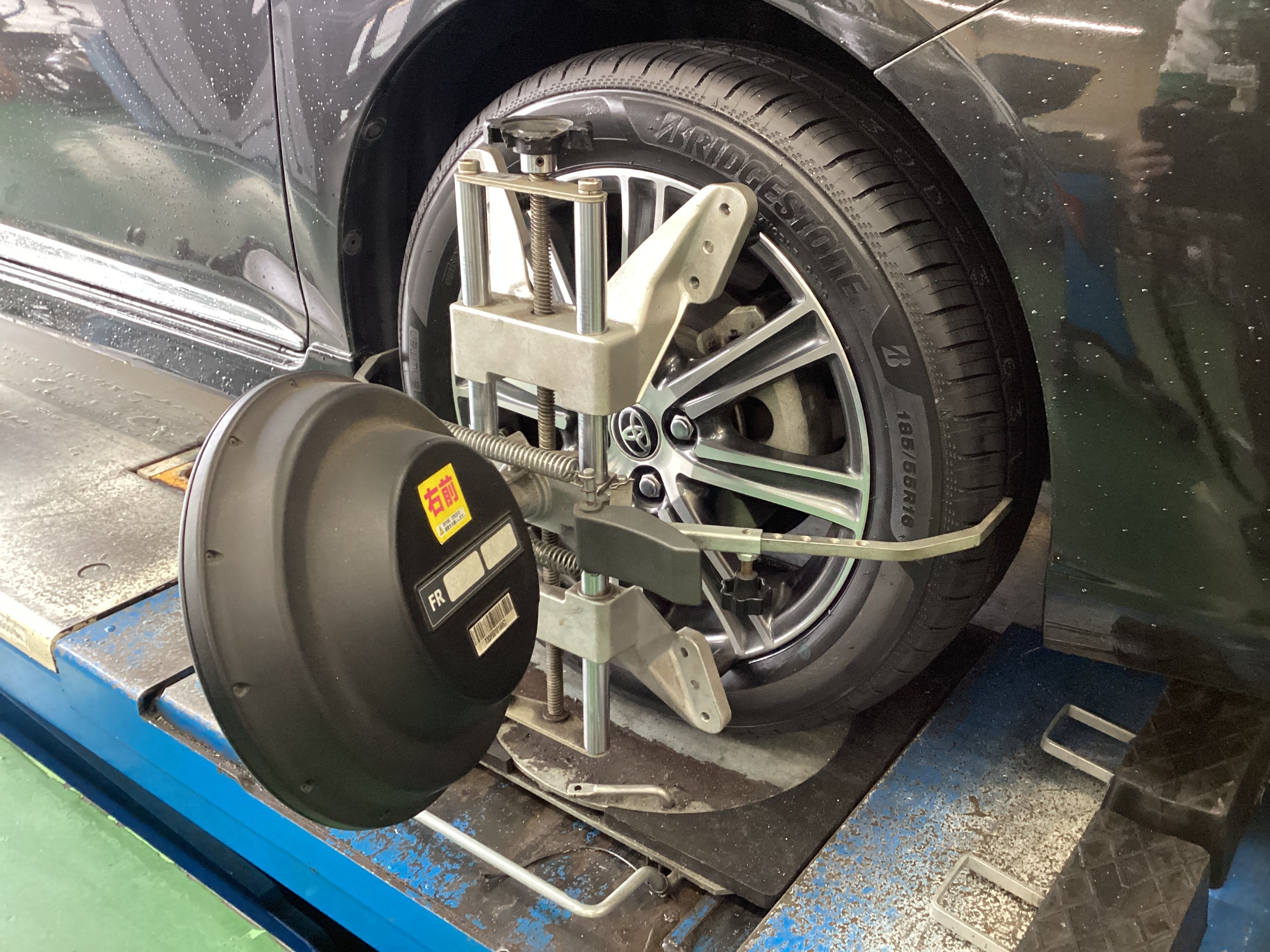 185/55R16　カローラフィールダー ☆カローラフィールダーに「FINESSA 185/55R16」を装着！☆ | 店舗お