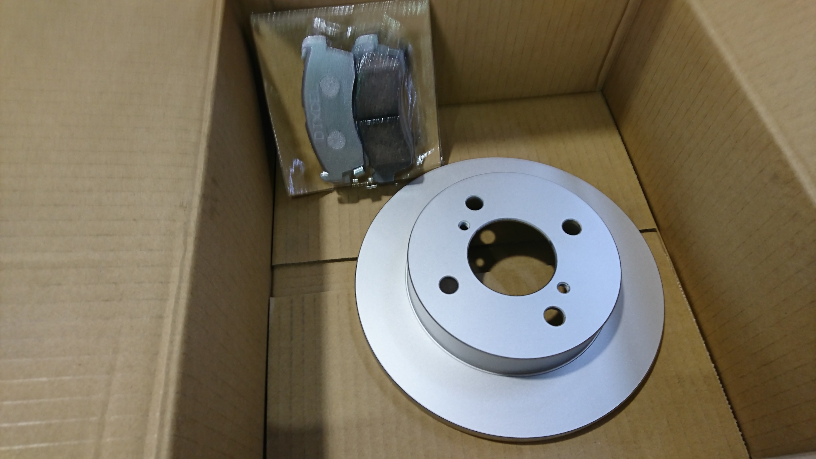 パレット ディスクローター ブレーキパッド交換 | スズキ パレットSW その他 パーツ取付 > 各種用品取付 | 技術サービス施工事例 | タイヤ館  福岡東 | タイヤからはじまる、トータルカーメンテナンス タイヤ館グループ