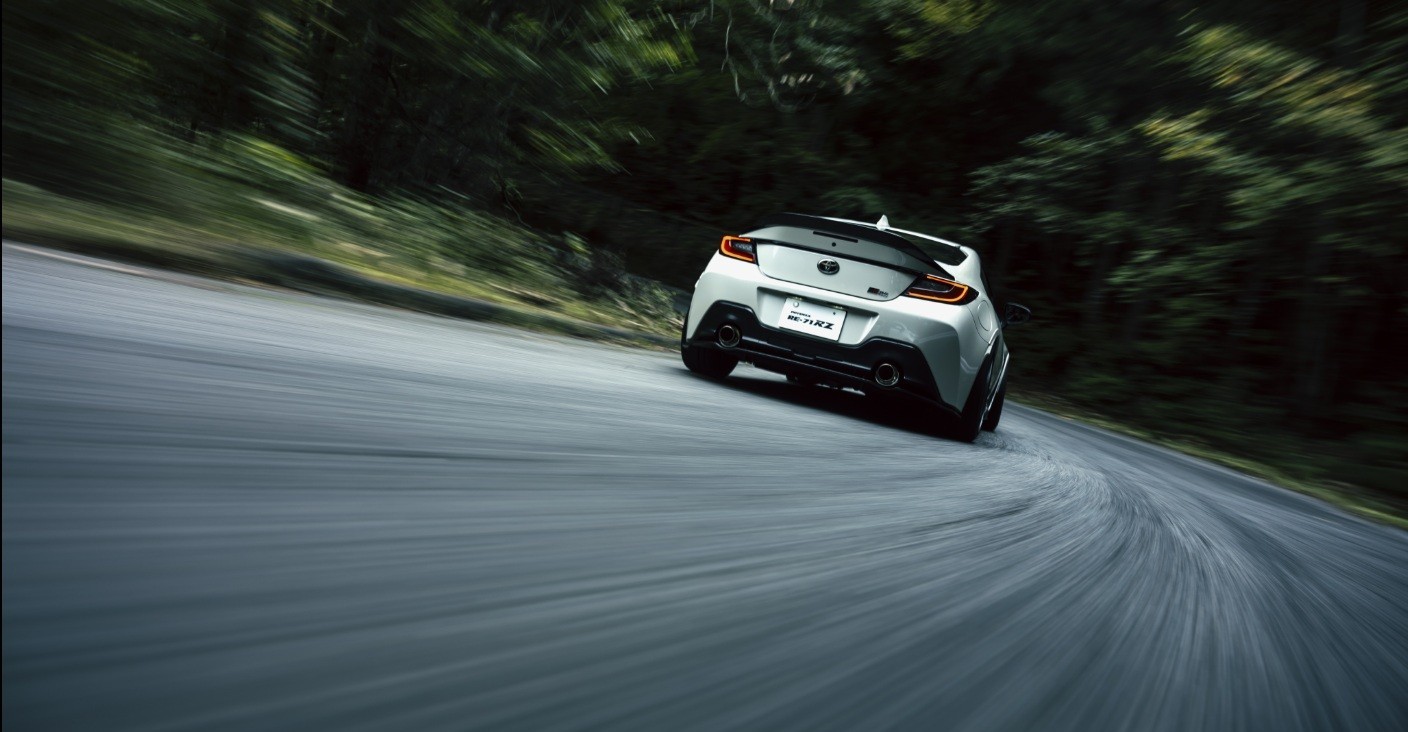 趣味に全力！限界の一歩先へ！新POTENZA RE-71RZ お求めはタイヤ館まで