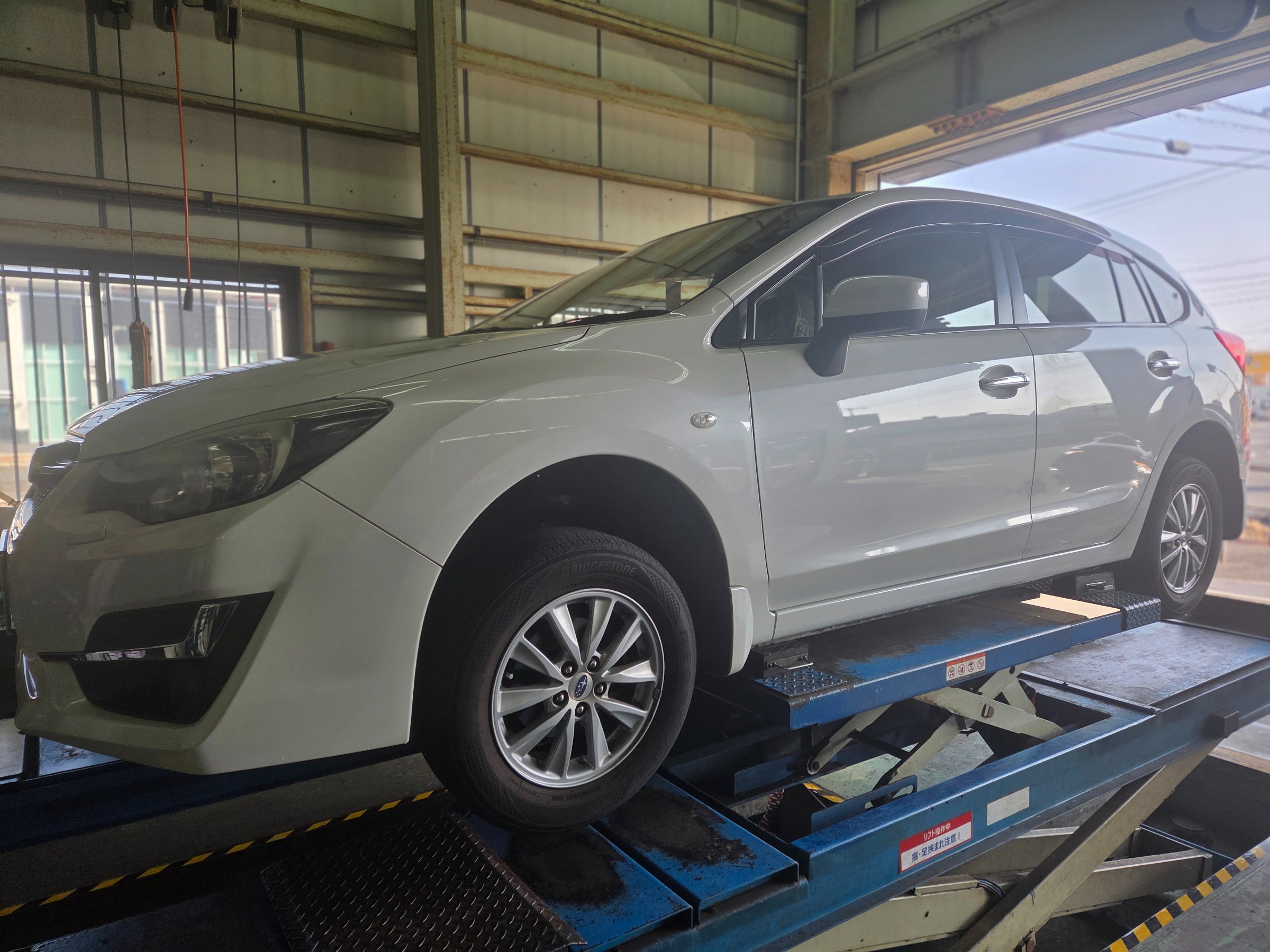 195/65R15 タイヤ交換