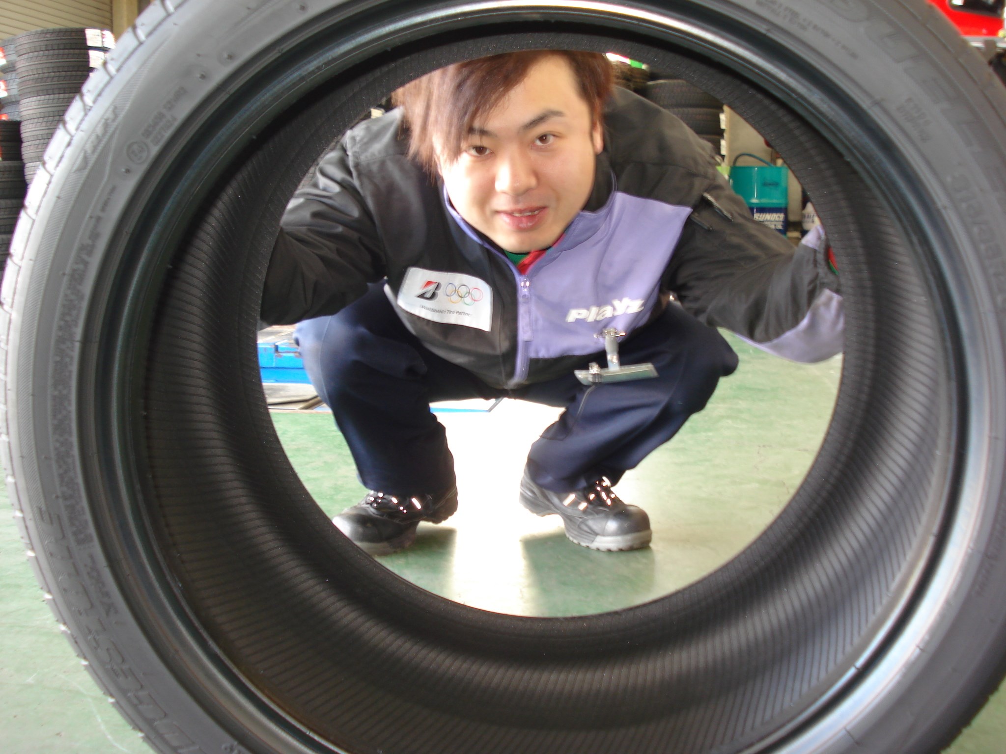 かたおかスタッフが簡単にくぐれるサイズ！！