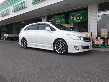 マークｘジオ ａｎａ１５ ｔｅｉｎ車高調取り付け サービス事例 タイヤ館 郡山 福島県のタイヤ カー用品ショップ タイヤからはじまる トータルカーメンテナンス タイヤ館グループ