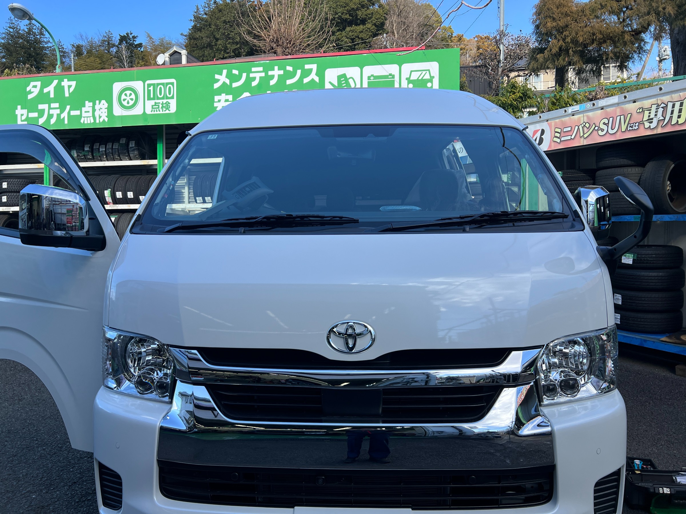 carrozzeria RZ-722 トヨタ/ハイエース | 店舗おススメ情報 | タイヤ館