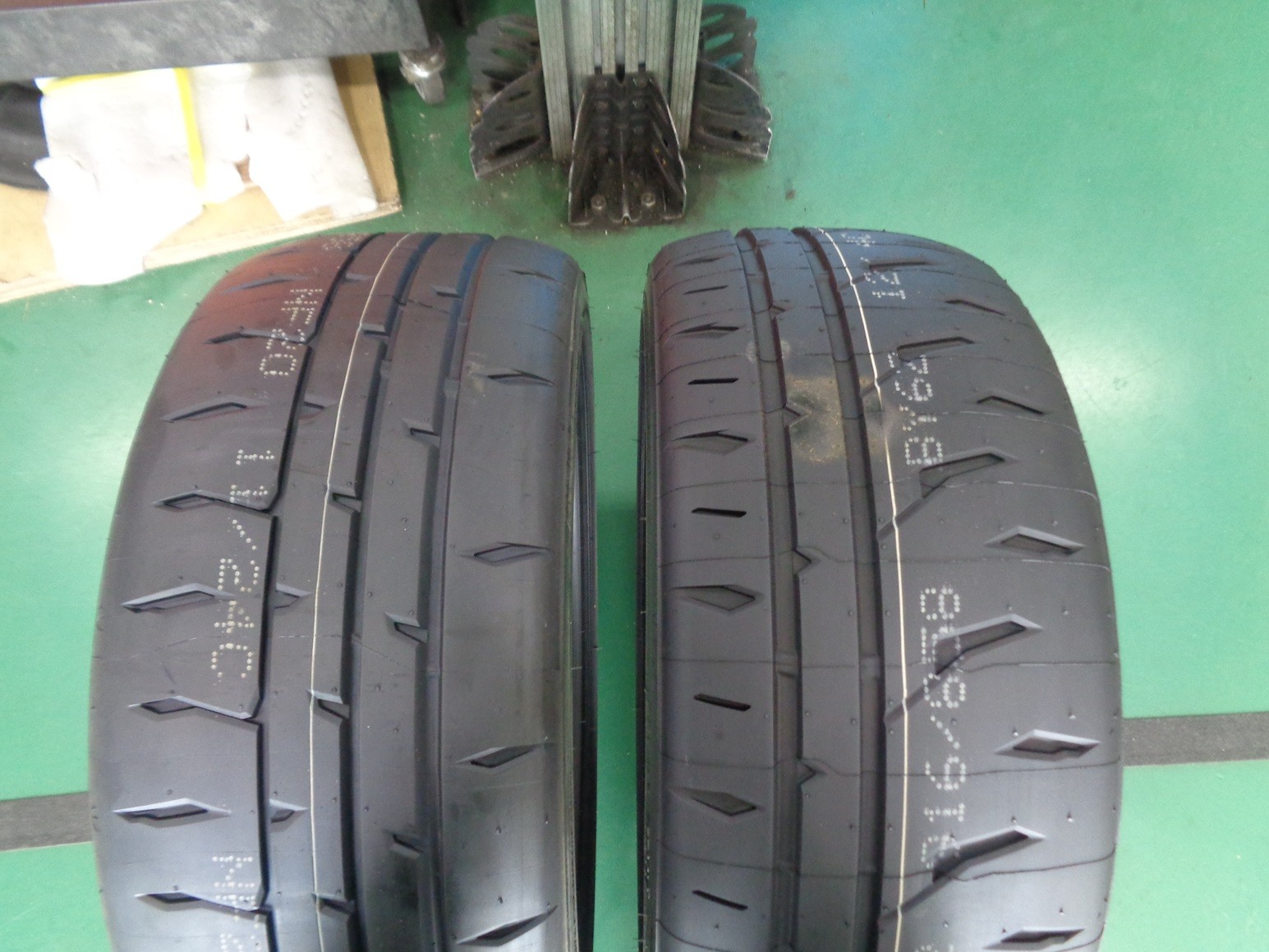 専門 新商品】ポテンザRE-71RZを眺めてみた！ | 店舗おススメ情報 | タイヤ