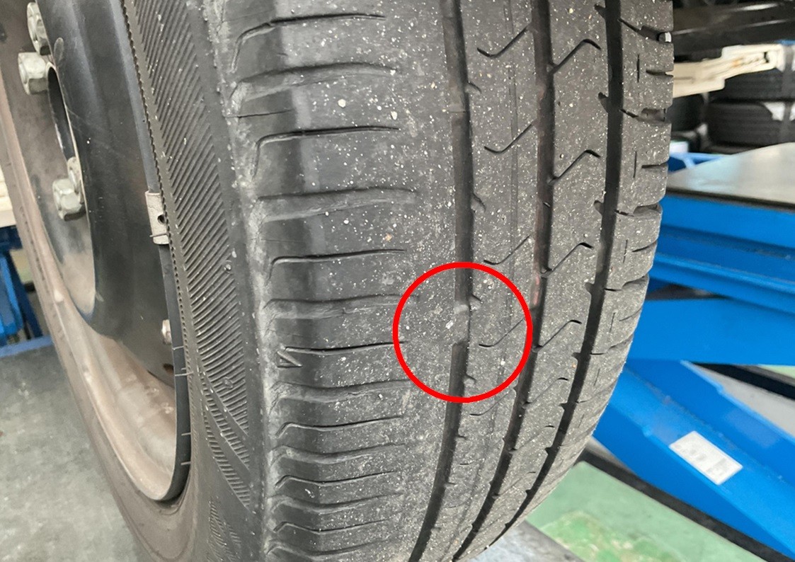 タイヤ交換　タイヤ館三原