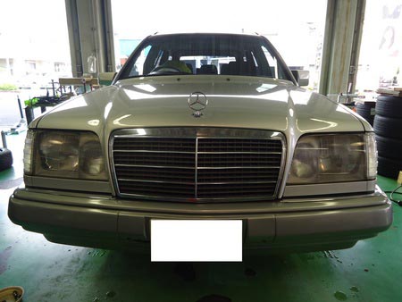 メルセデスベンツEクラス（W124） | サービス事例 | タイヤ館 西荻窪