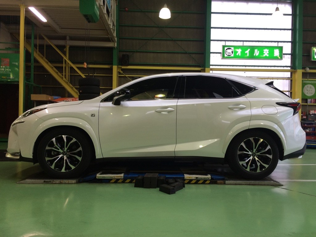 レクサスｎｘ 車高調取付け レクサス Nx その他 パーツ取付 サスペンション取付 サービス事例 タイヤ館 たわらもと 奈良県のタイヤからはじまる トータルカーメンテナンス タイヤ館グループ