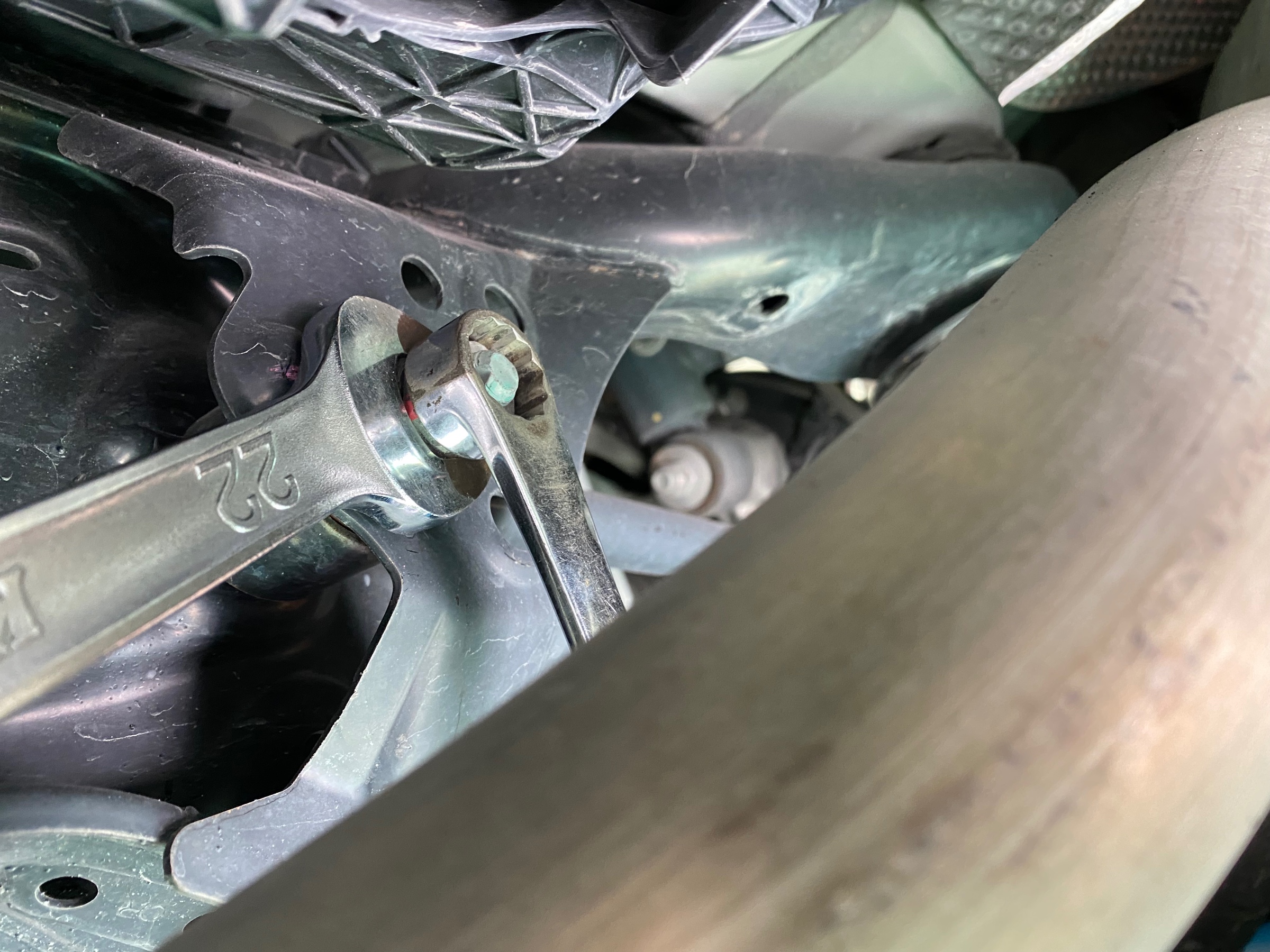 　　ブリヂストン　タイヤ館下松　タイヤ交換　アルミホイール　オイル交換　バッテリー交換　ワイパー交換　エアコンフィルター交換　アライメント調整　国産車　輸入車　下松市　周南市　徳山　柳井　熊毛　光　玖珂　周東　　