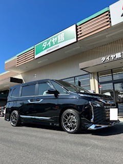 BBS RF / REGNO GR-XⅢ TYPE RV / VOXY | 店舗おススメ情報 | タイヤ館