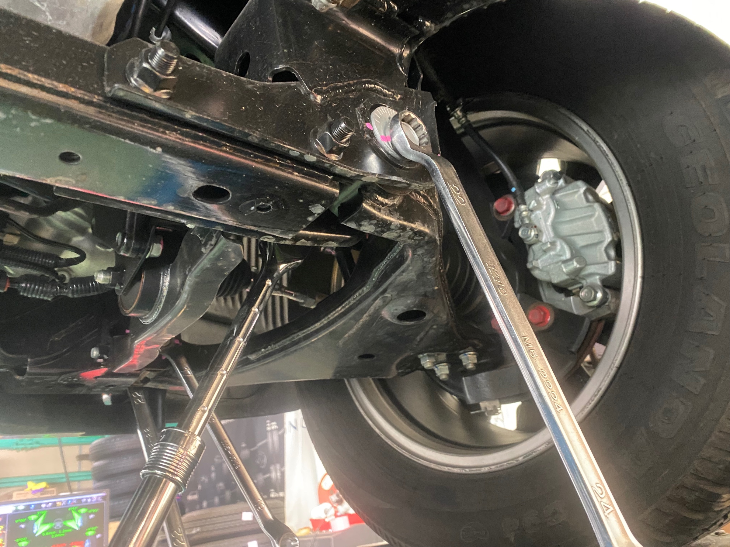 　　ブリヂストン　タイヤ館下松　タイヤ交換　アルミホイール　オイル交換　バッテリー交換　ワイパー交換　エアコンフィルター交換　アライメント調整　国産車　輸入車　下松市　周南市　徳山　柳井　熊毛　光　玖珂　周東　　