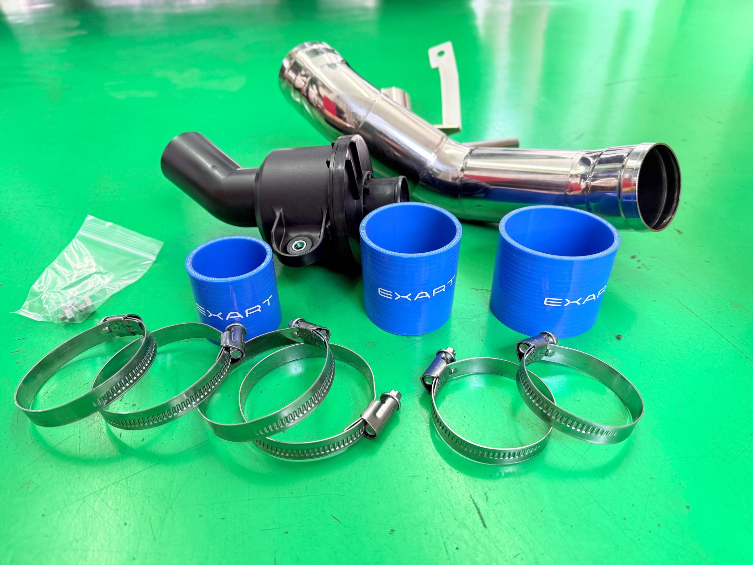 レクサスLBX エクスアート エアインテークスタビライザー（EXART Air