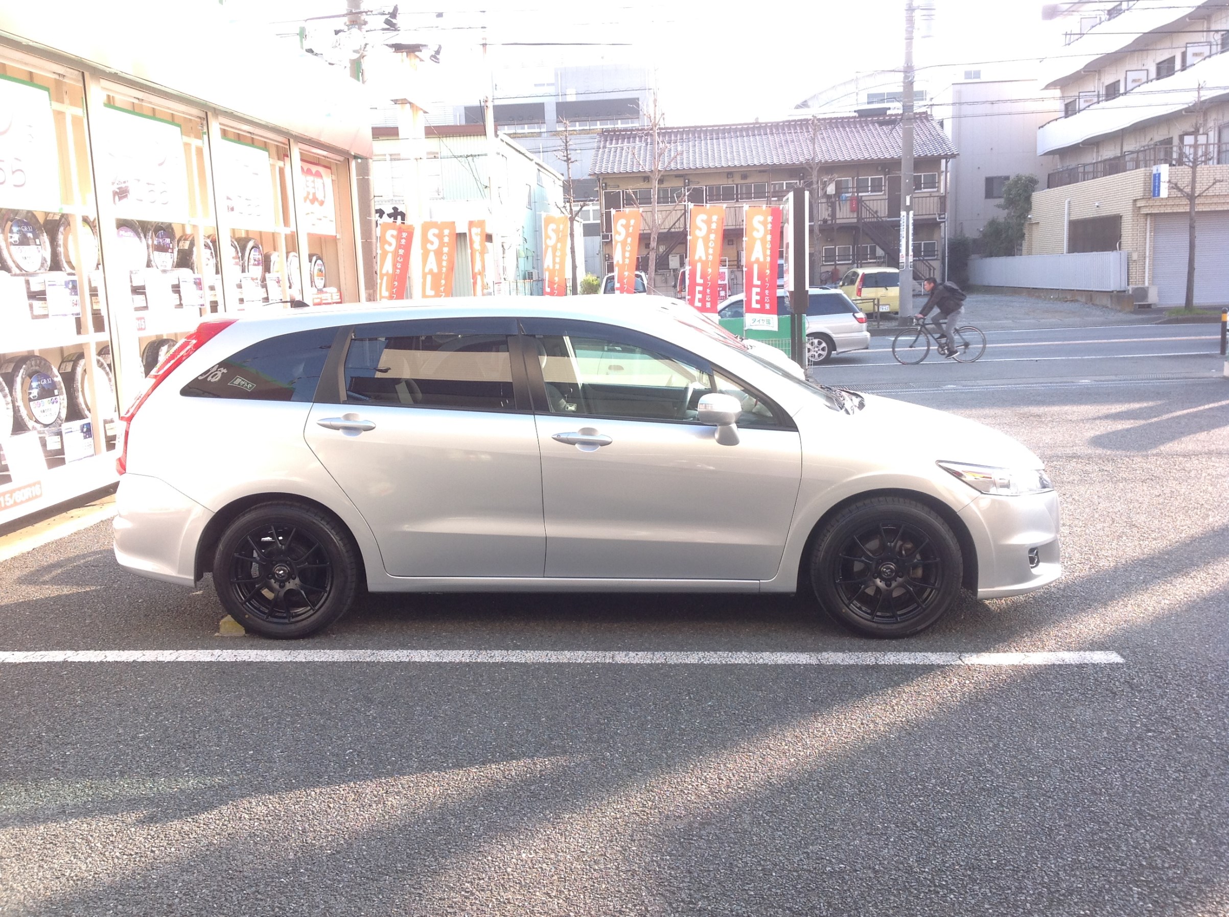 ストリームにホイールセット取付け☆ | ホンダ ストリーム ホイール