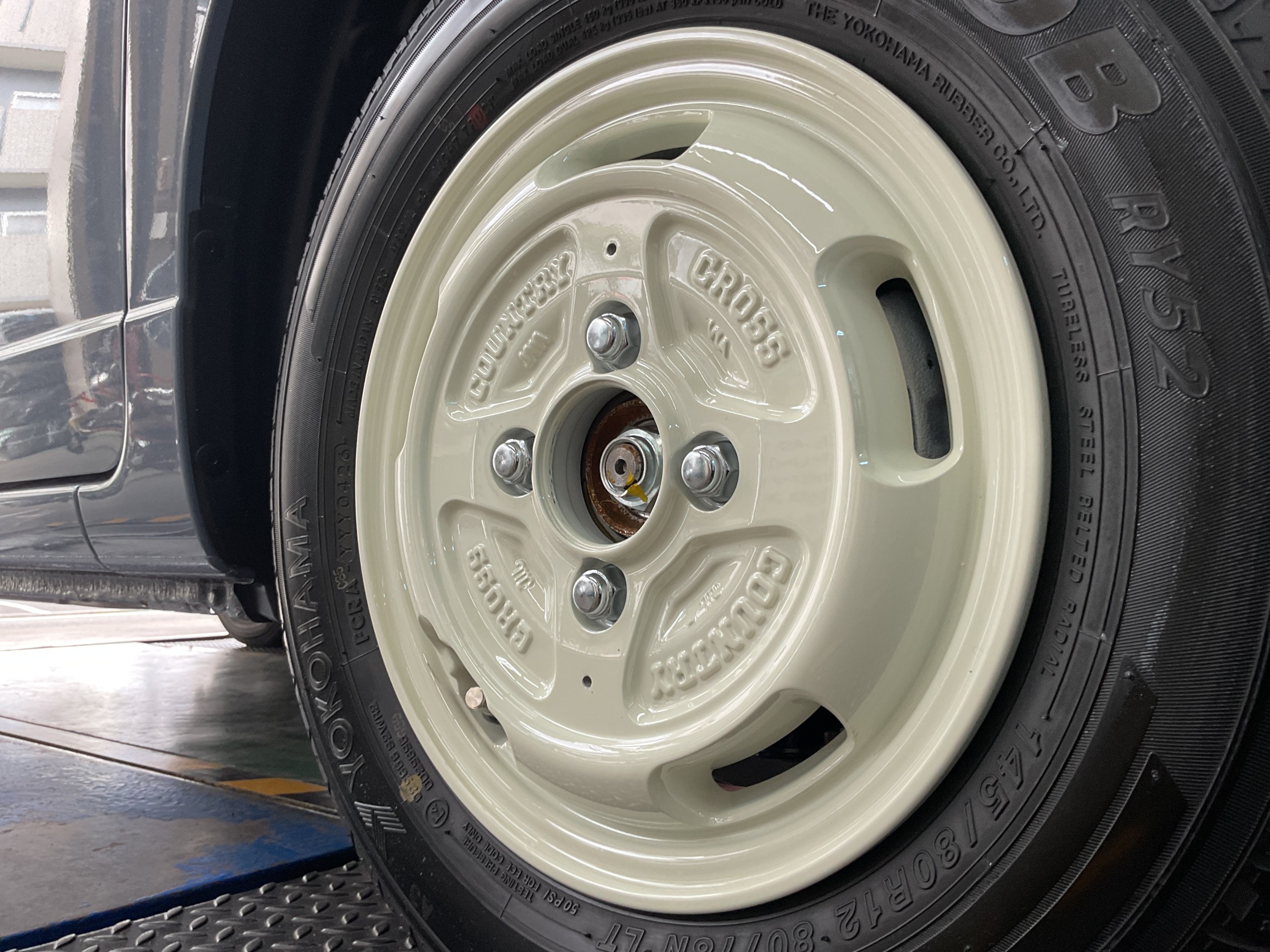 タイヤ館三原　タイヤ交換