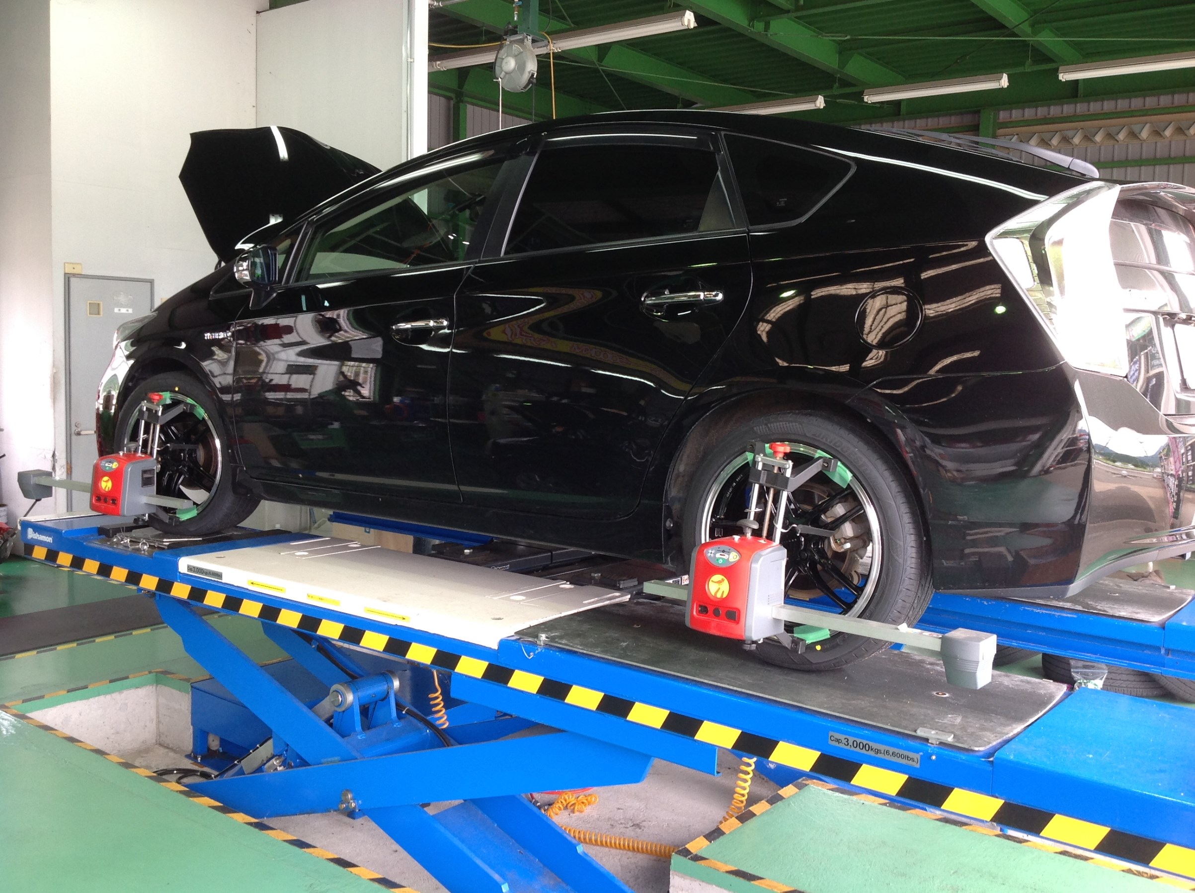 トヨタ プリウス に プロドライブ GCー05K ＆ レグノGR－XIを